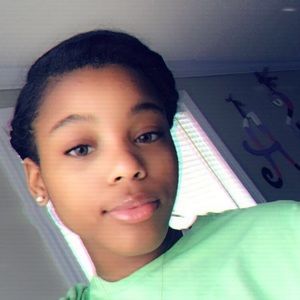 Meet your Posher, Ashanti